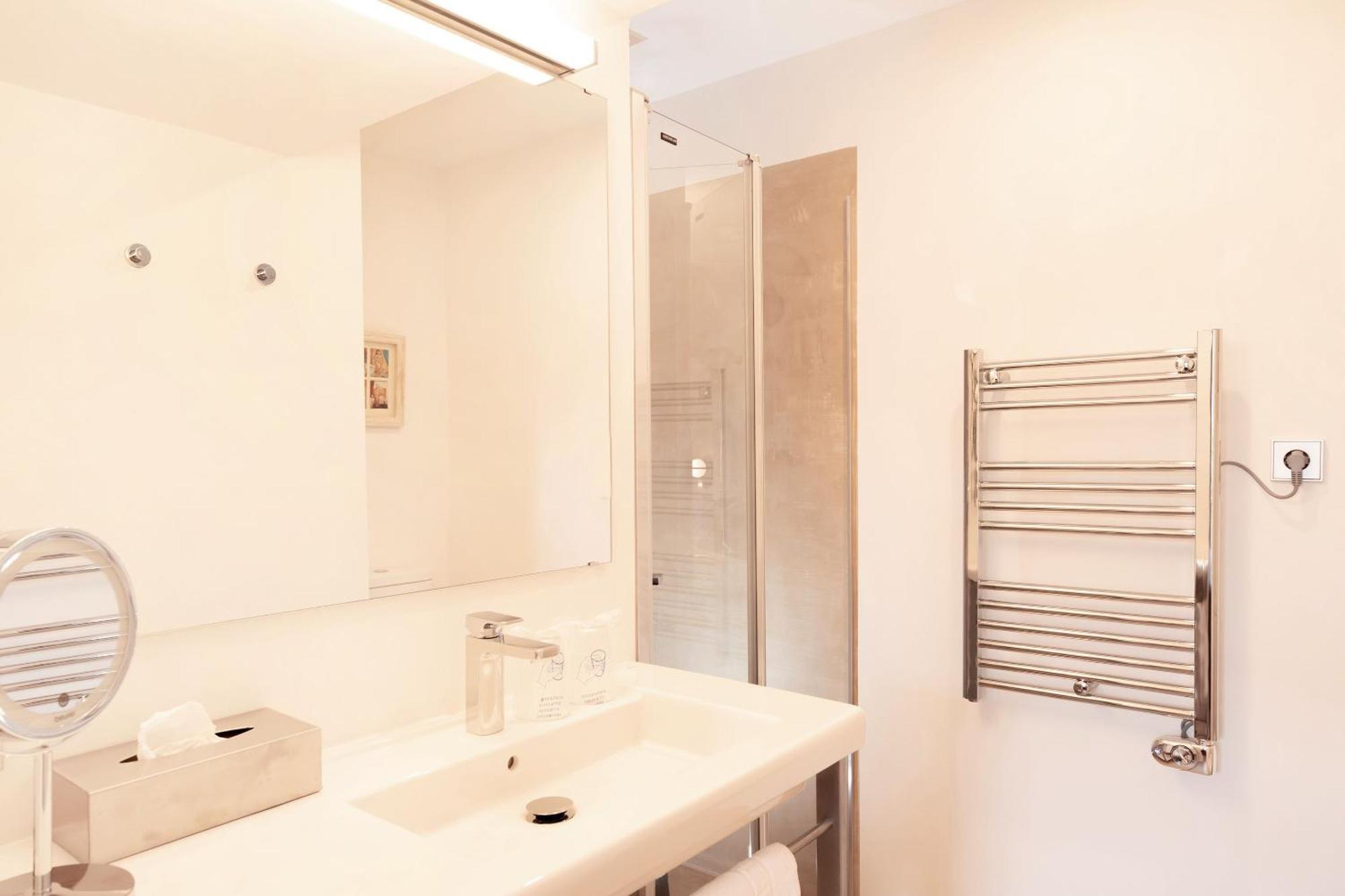 Hotel Y Apartamentos Des Puig Deià Kültér fotó