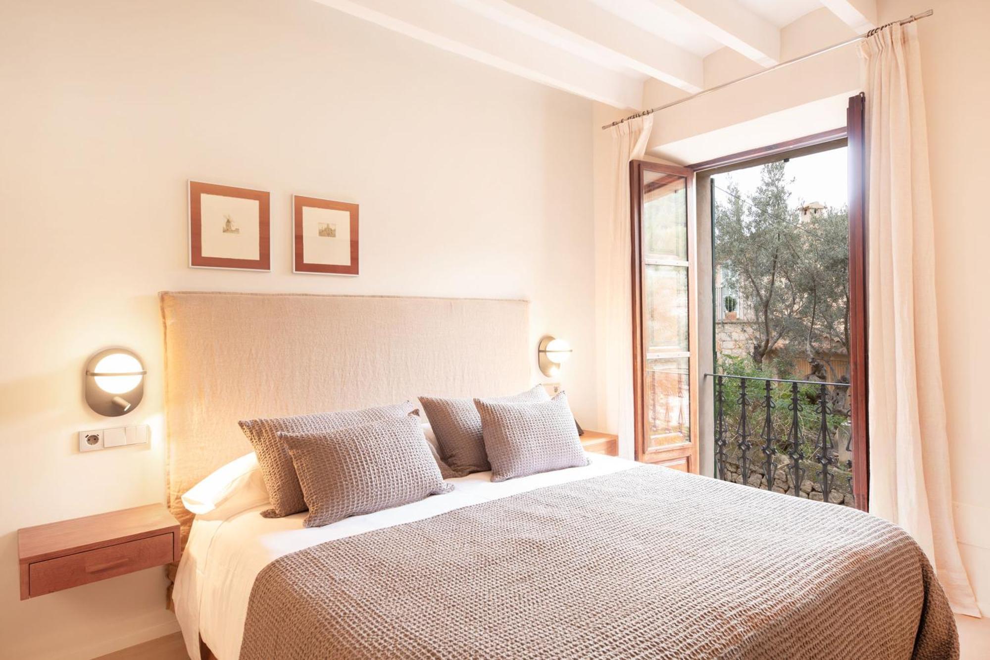 Hotel Y Apartamentos Des Puig Deià Kültér fotó